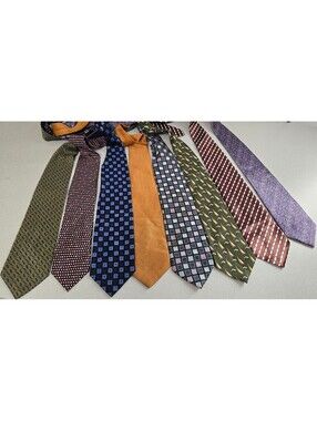 Lot of 8 Men’s Neck Ties Mixed Patterns Classic Business Excellent Condition